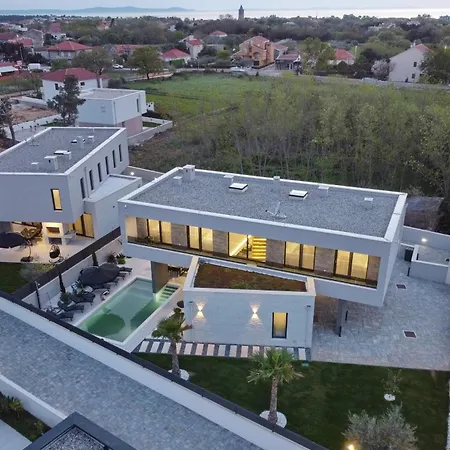 034 - Adriatic Luxury